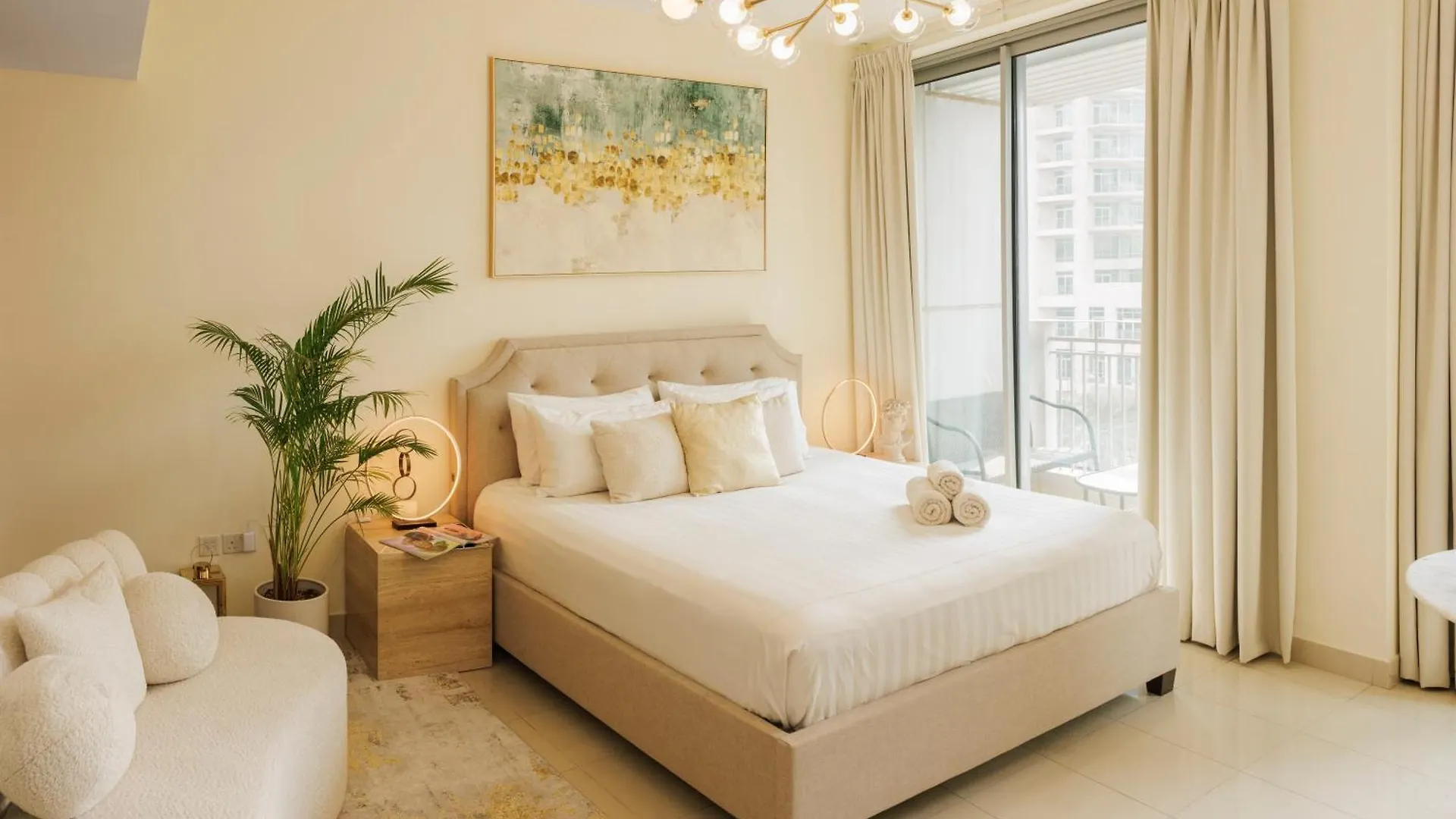Sophisticated Studio In The Heart Of Dubai, Walk From Burj Apartment Dubai