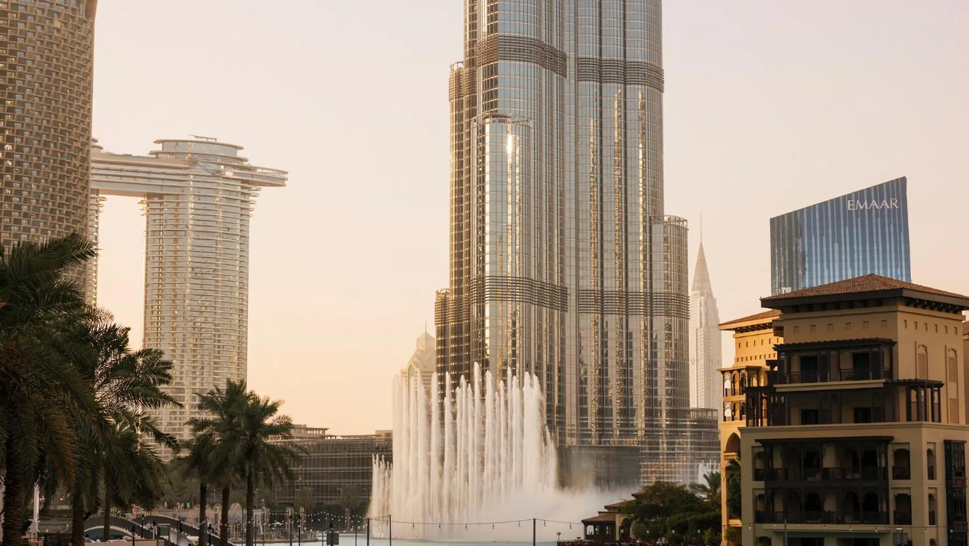 Apartment Sophisticated Studio In The Heart Of Dubai, Walk From Burj United Arab Emirates