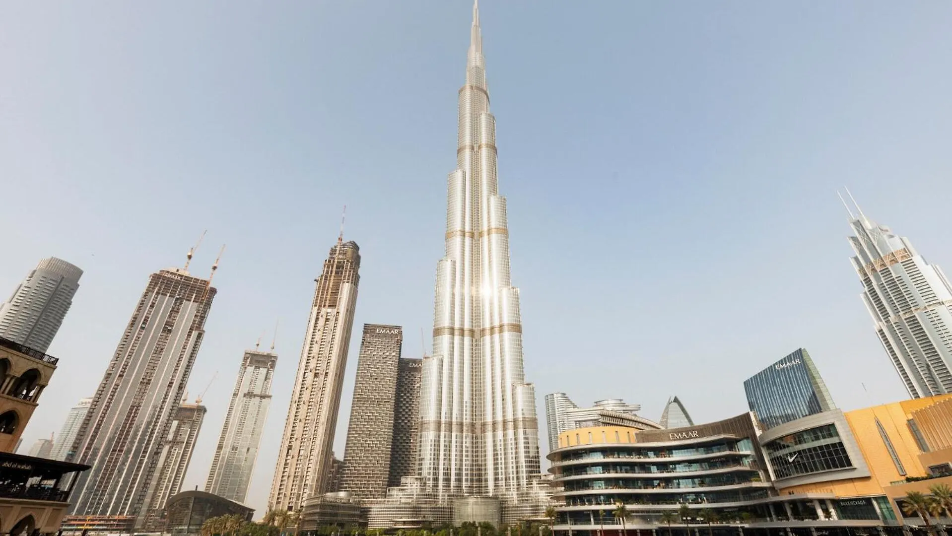 Sophisticated Studio In The Heart Of Dubai, Walk From Burj Dubaj